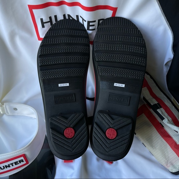 Color Block Chelsea Hunter Boots 11 - Picture 11 of 17